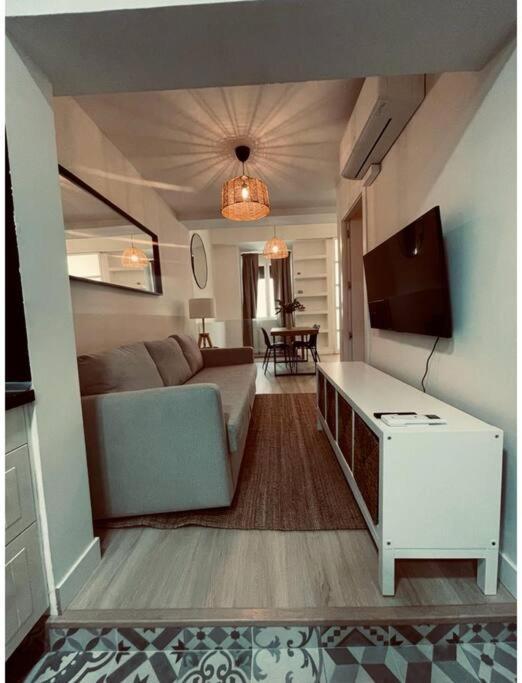 New&cool Piso En El Centro De 9pax Apartment *
