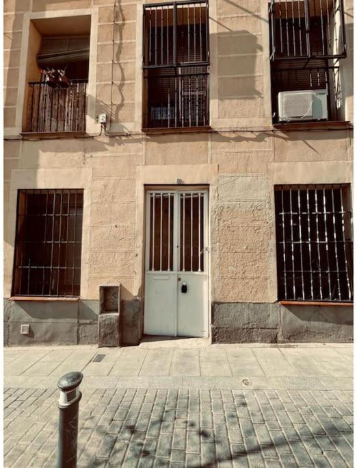 New&cool Piso En El Centro De 9pax Apartment